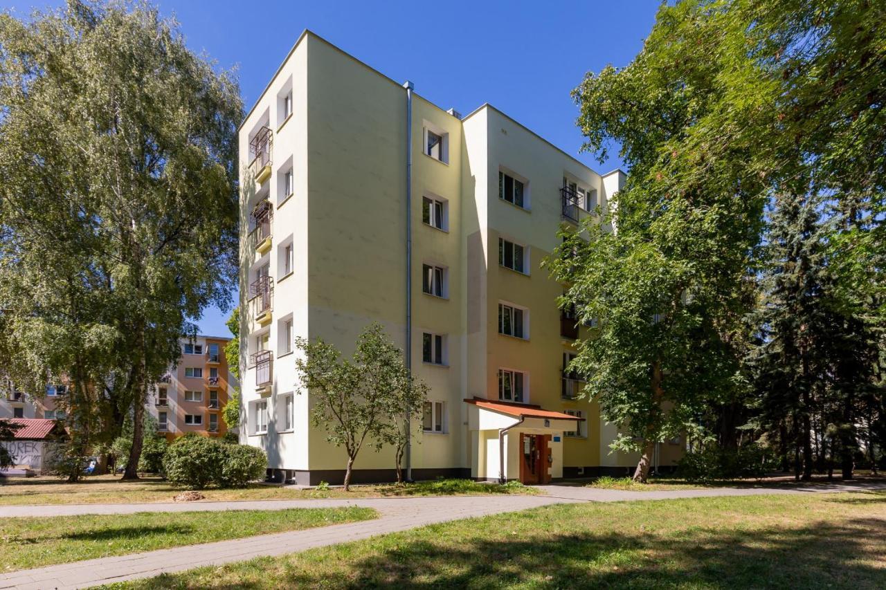 Studio Warsaw Wlochy 1 Sierpnia By Noclegi Renters Ngoại thất bức ảnh