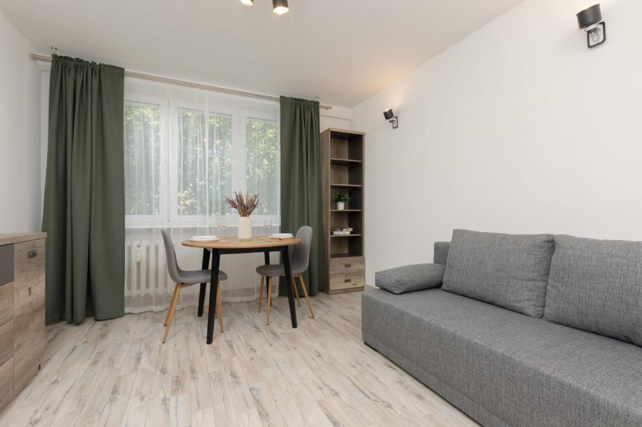 Studio Warsaw Wlochy 1 Sierpnia By Noclegi Renters Ngoại thất bức ảnh