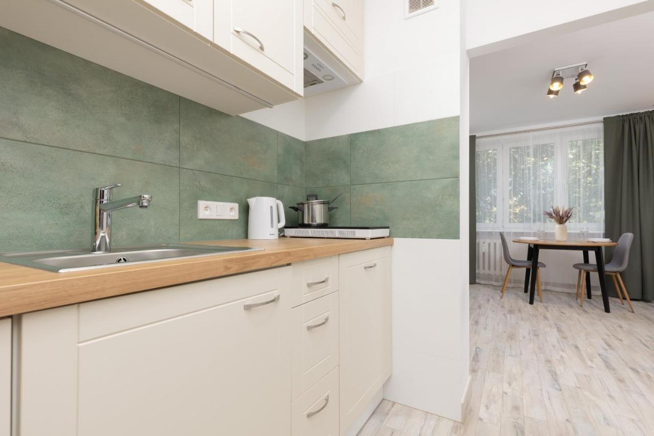 Studio Warsaw Wlochy 1 Sierpnia By Noclegi Renters Ngoại thất bức ảnh