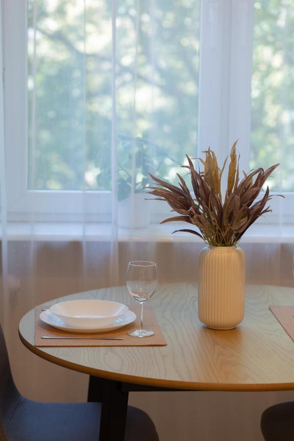 Studio Warsaw Wlochy 1 Sierpnia By Noclegi Renters Ngoại thất bức ảnh